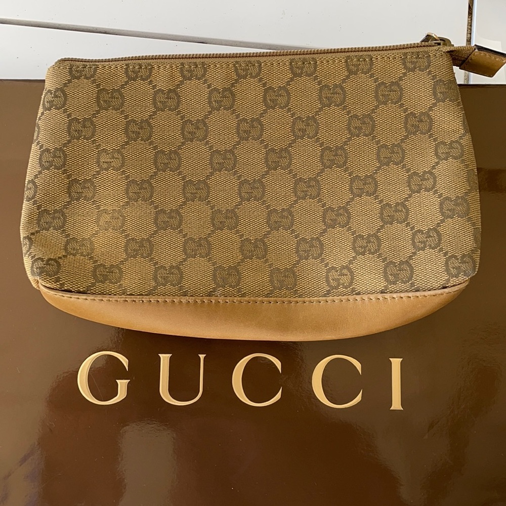 Gucci pouch canvas